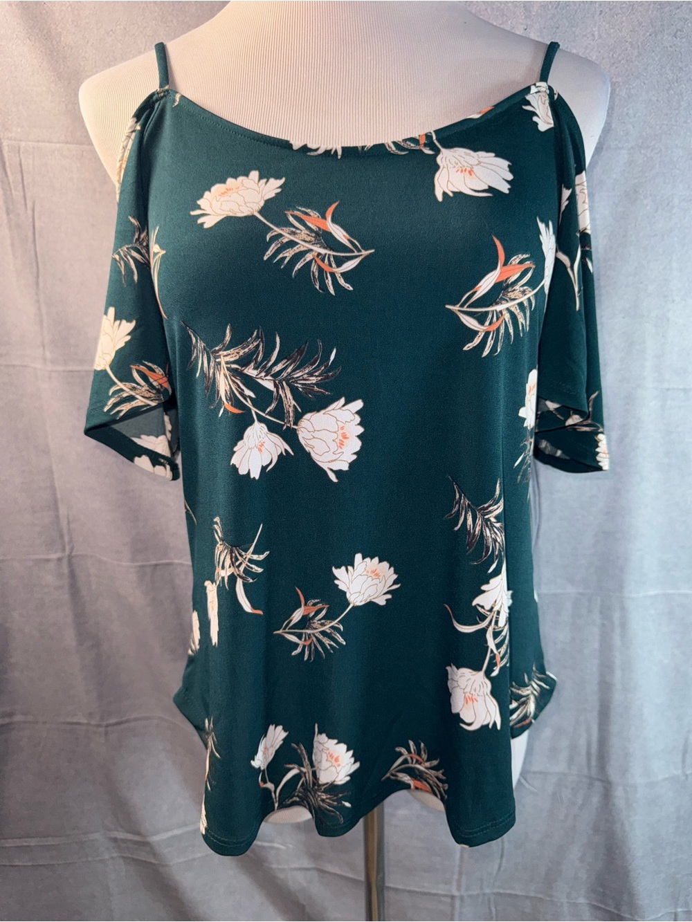 2358-Kaileigh Forest Green Floral Cold-Shoulder Cami Top
